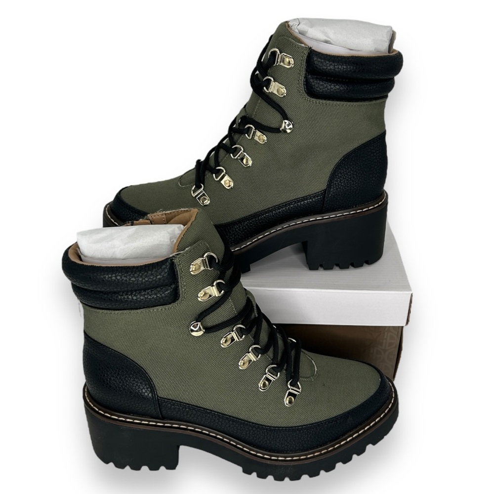 NWT Giani Bernini Maddyson Lace-Up Log-Sole Memory Foam Booties Sage Green sz 10